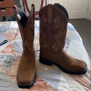 Materson boots, women’s 9W, only work twice
